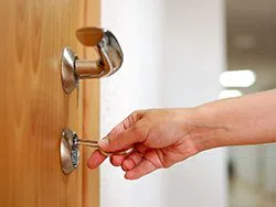 City Locksmith Services Vienna, VA 571-281-0081 City Locksmith Services Vienna, VA 571-281-0081